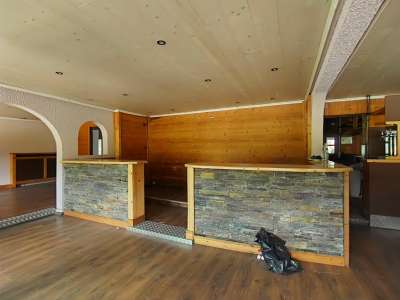 Vente murs commerciaux 424m² à Albertville