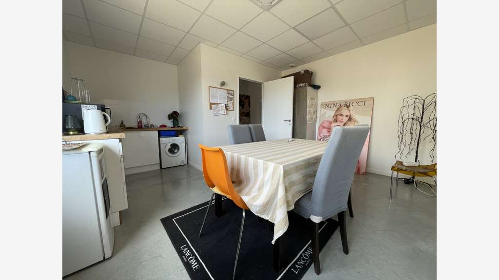 AV local activité bureaux 515m² Ancenis-St-Géréon