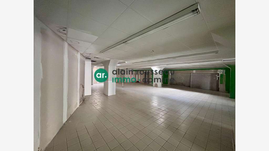 Vente murs commerciaux env. 500m² à Angers centre