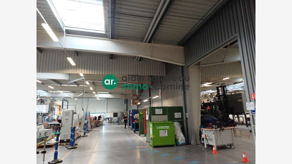 Rare A vendre site industriel 8100m² ZI Beaucouzé