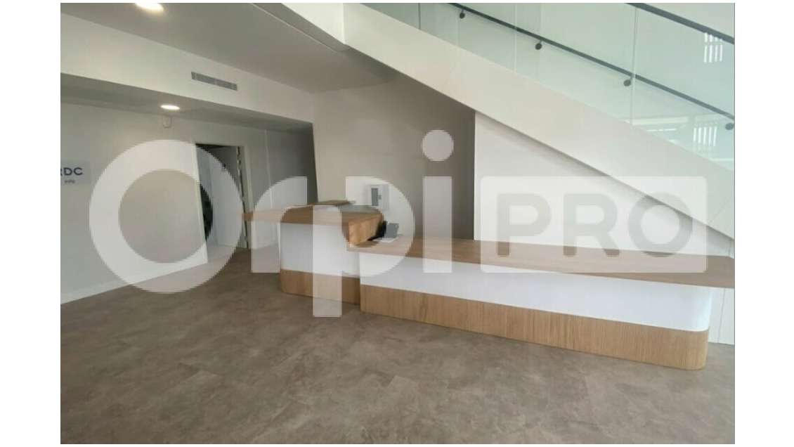 Vente bureau local professionnel 35m² à Angresse