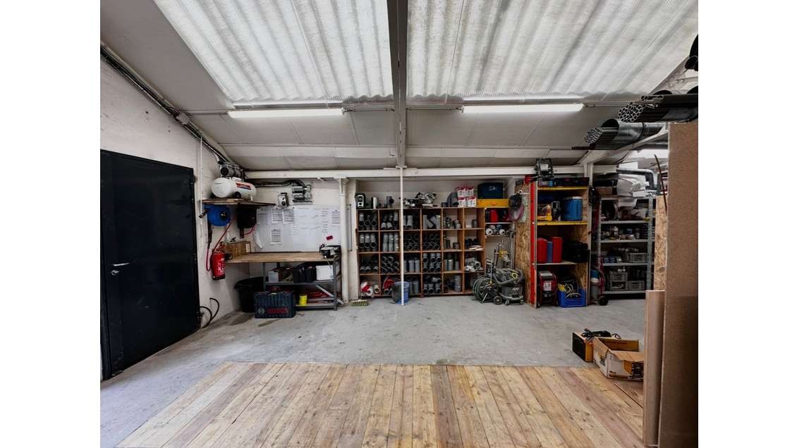 Vente mur de local d'activité à Annecy centre