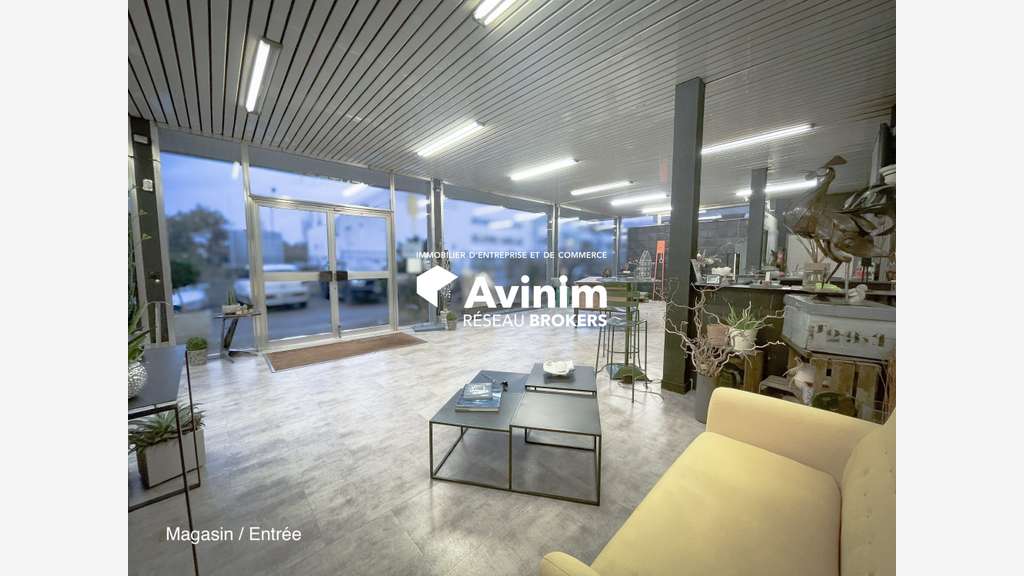Locaux 300m² sur 150m² Zone Activités d’Annemasse