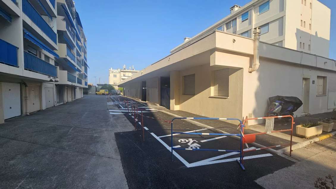 A vendre entrepôts 725m² sur Antibes