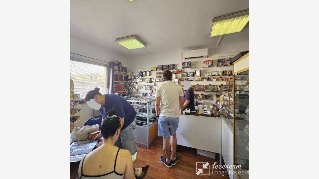 AV murs vides 46m² bureaux ou médical à Antibes