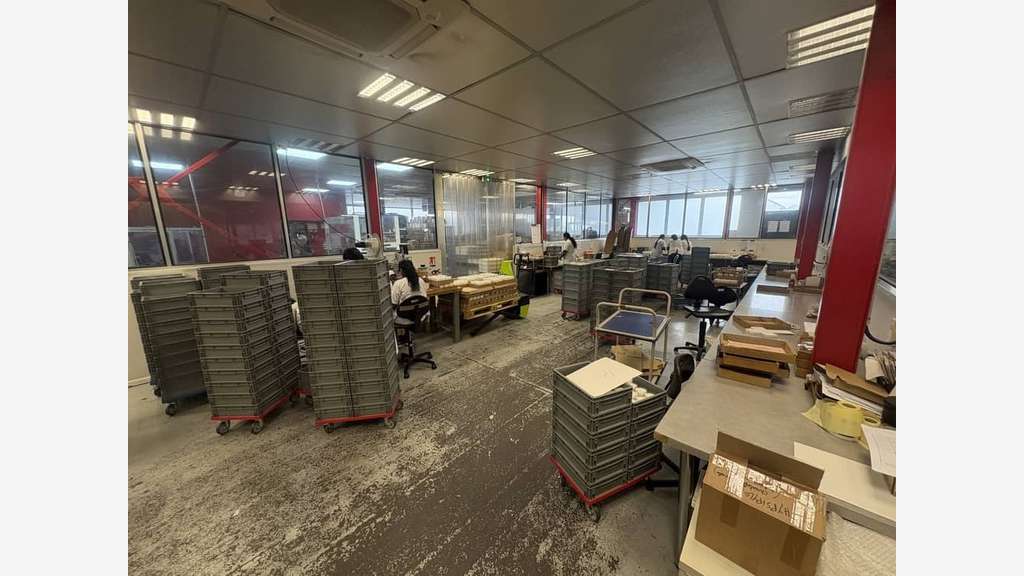 À vendre local d'activités 1 250m² à Argenteuil
