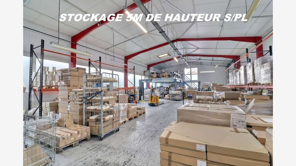 Locaux indépendants + stockage 1100m² à Argenteuil