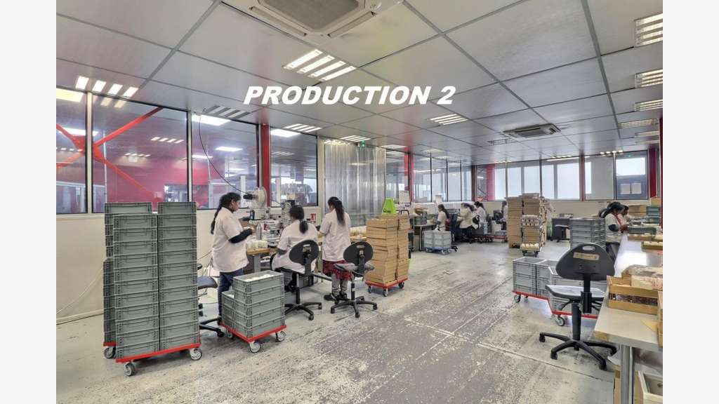 Locaux indépendants + stockage 1100m² à Argenteuil