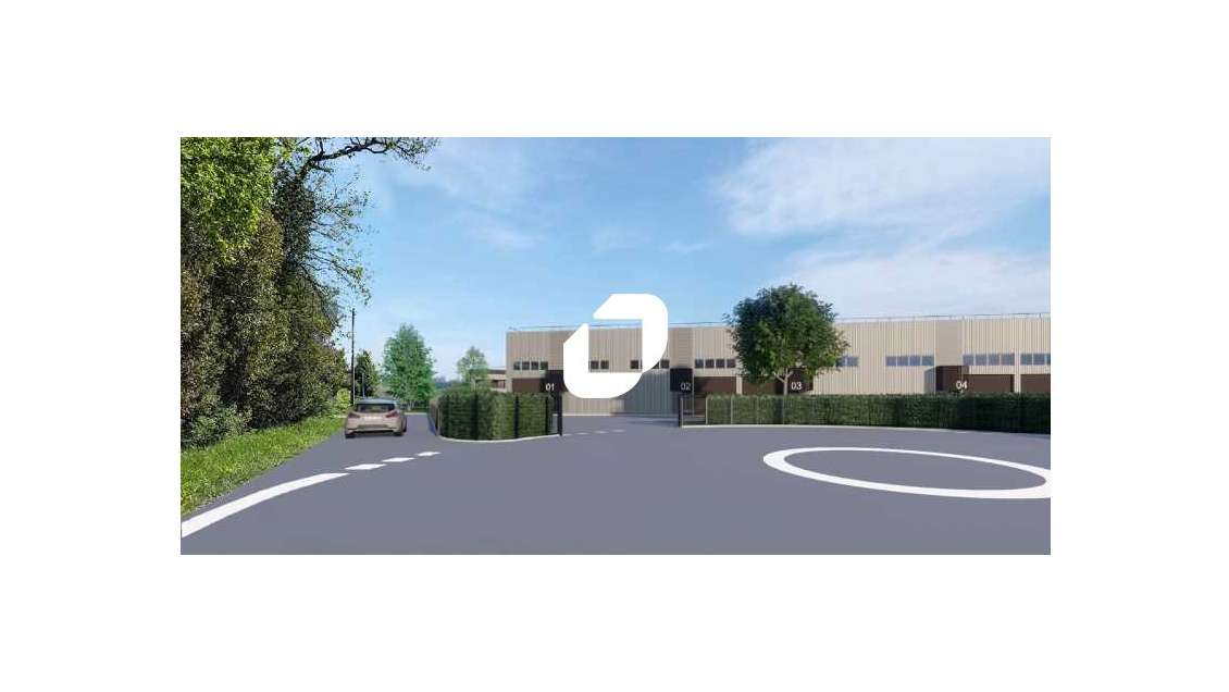 A proximité immédiate de la N89 et des différents