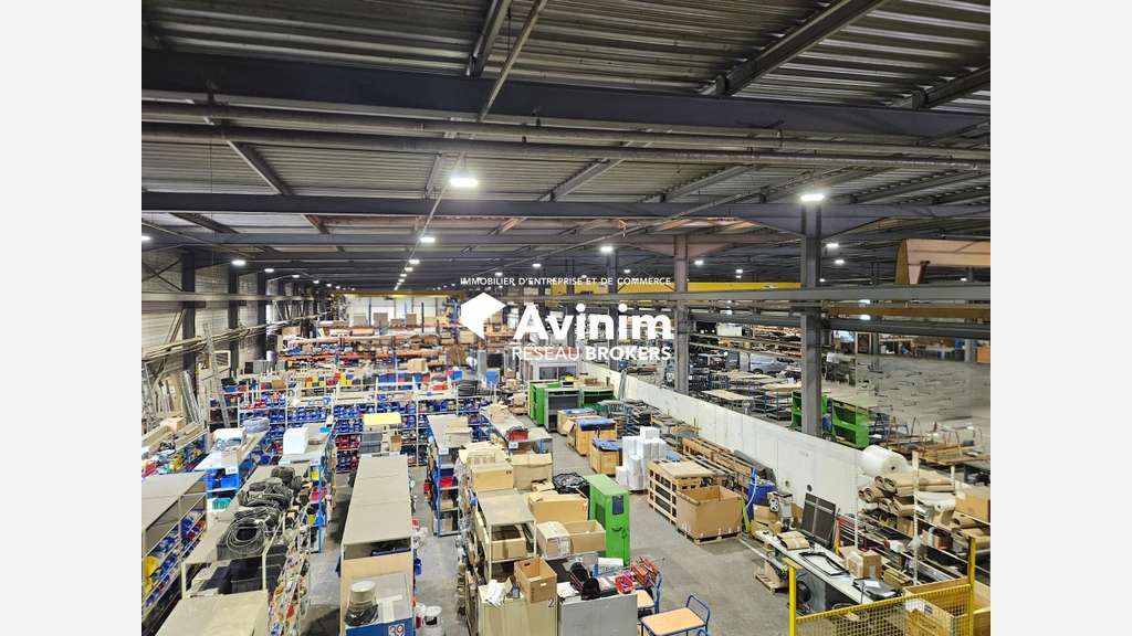 Vente site industriel 10584m² terrain 5ha Attignat