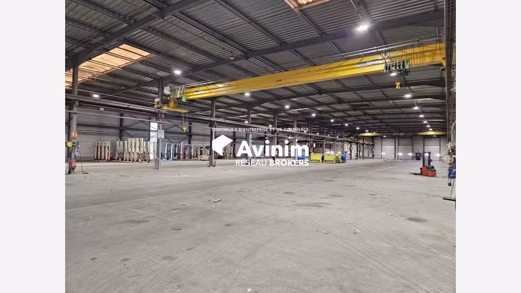 Cède site industriel avec 10584m² de bati Attignat