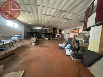 A vendre entrepôt 1315m² sur 2400m² à Aucamville