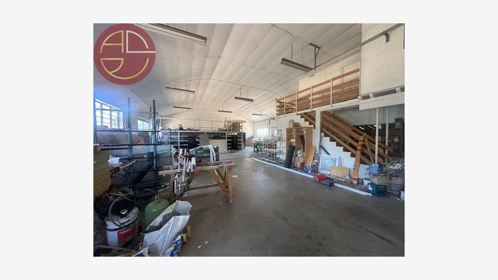 A vendre entrepôt 1315m² sur 2400m² à Aucamville