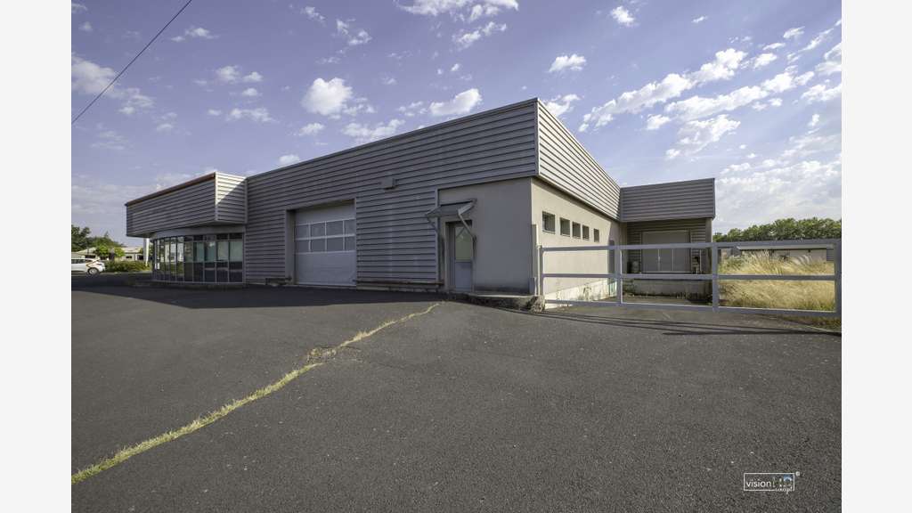 Aurillac - Local d'activité de 1171 M2