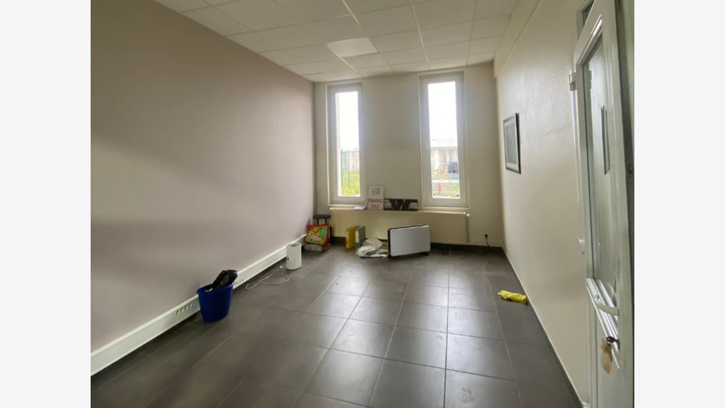 AV bâtiment mixte 1650m² à Auxerre Av. Jean-Jaurès