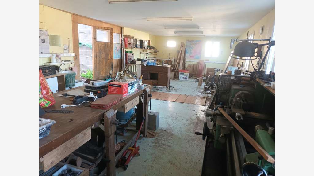 Vente local industriel de 60m² à 5 min d'Auxerre