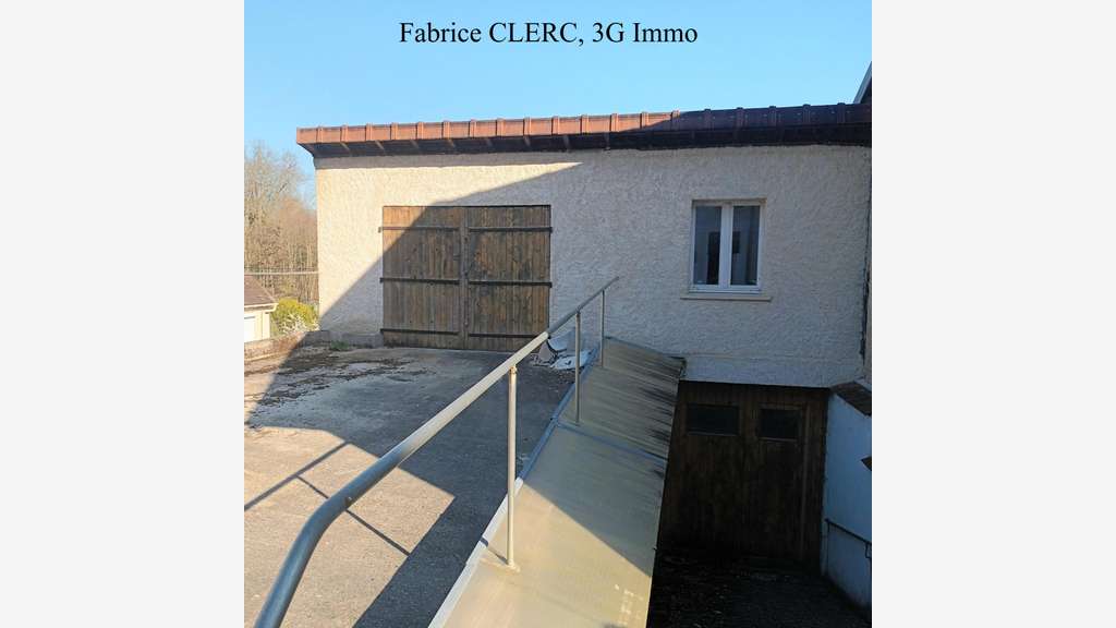 Vente local industriel de 60m² à 5 min d'Auxerre