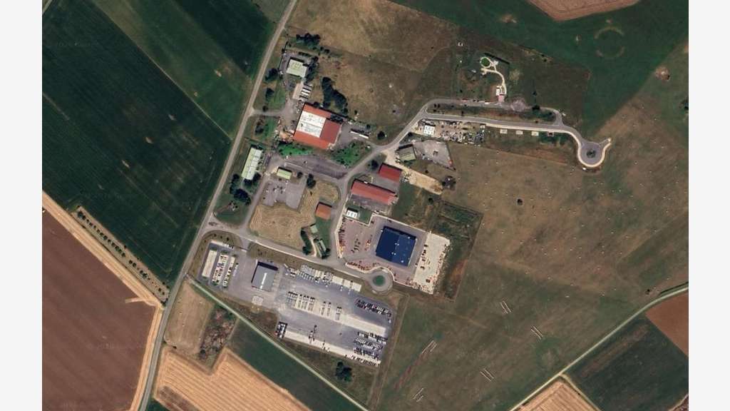 À vendre 2 plateformes logistiques Auzainvilliers 