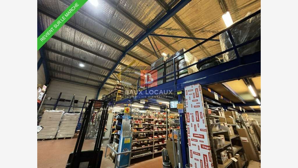 Local d'activité 655m² à vendre Avignon Courtine