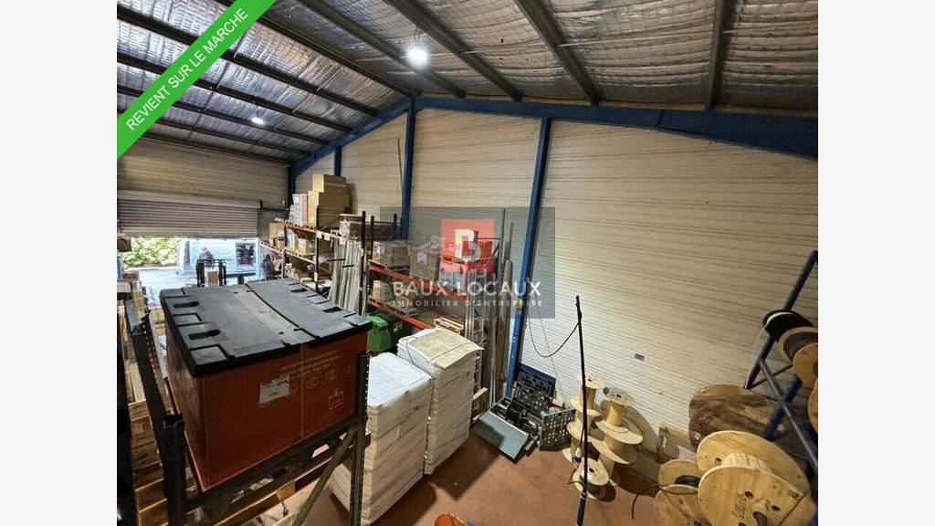 Local d'activité 655m² à vendre Avignon Courtine