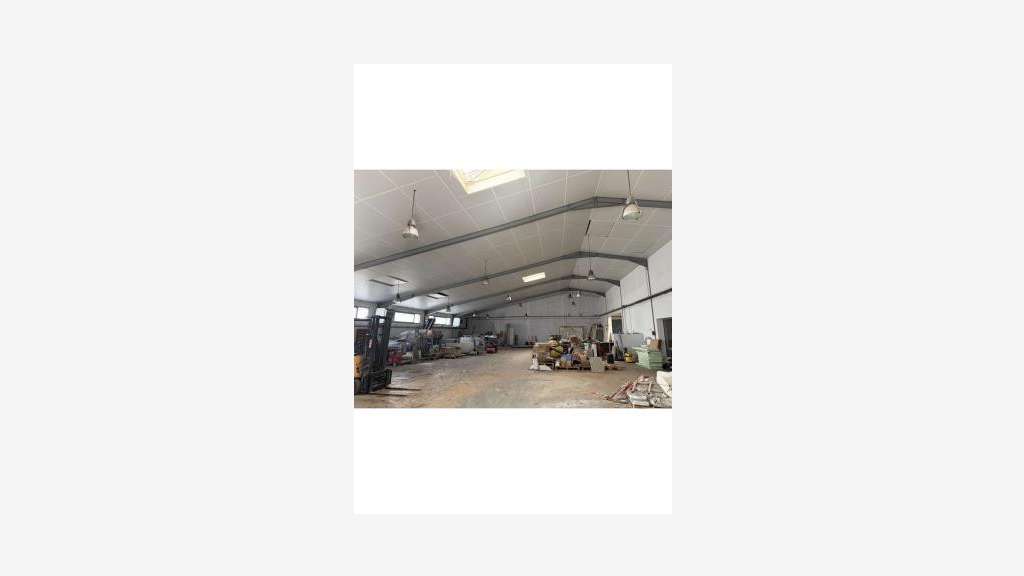 Vente local d'activité isolé 167m² à Avignon