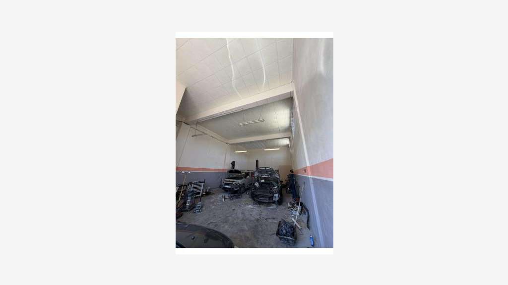 Vente local d'activité 120m² à Avignon