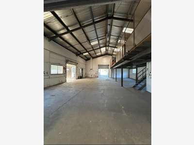 À vendre – Local d'activités de 781 m² dans la zon