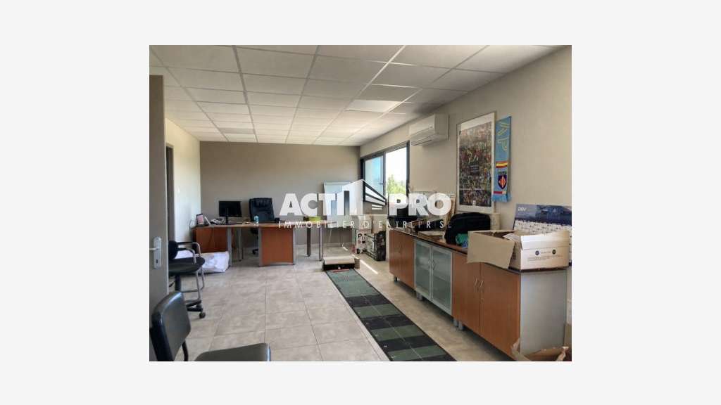 Entrepot - Pyrenees Orientales