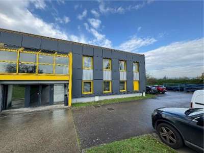 Local d'activités 5393m² à vendre à Balan (01)
