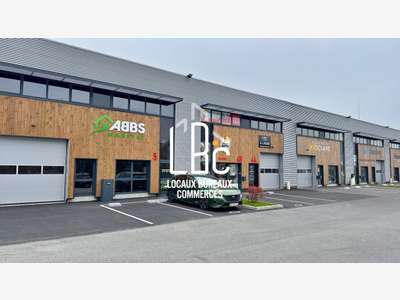 AV local d'activité neuf 253m² à Basse Goulaine
