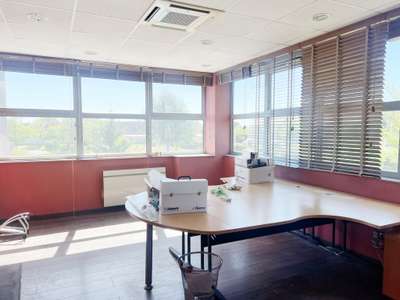 A vendre local d'activité de 500m² à Beauvais