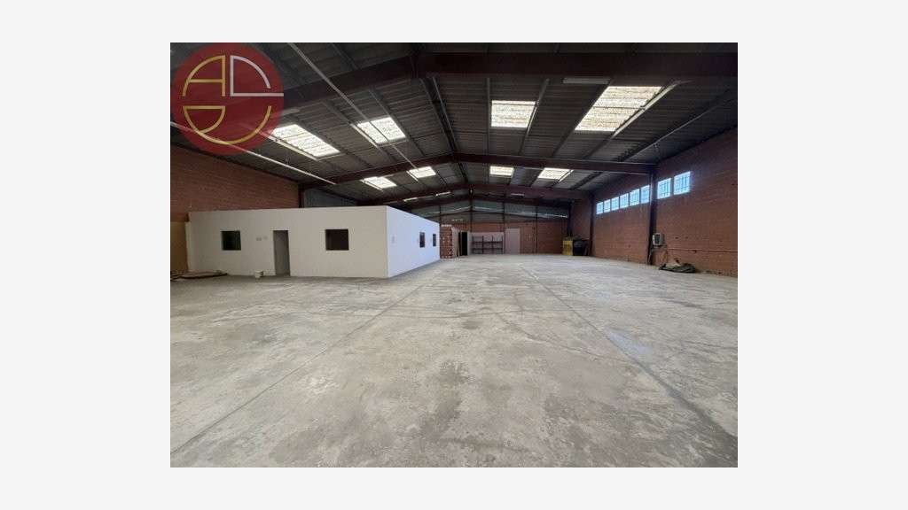 A vendre entrepôt 2600m² à Beauzelle