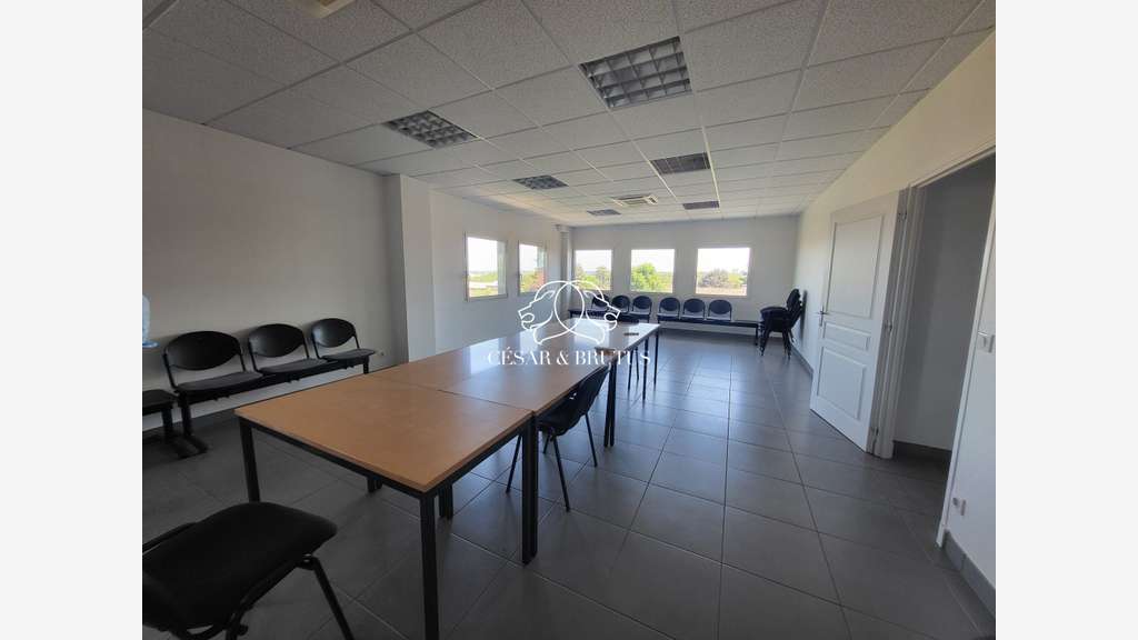 Immobilier Professionnel à vendre 