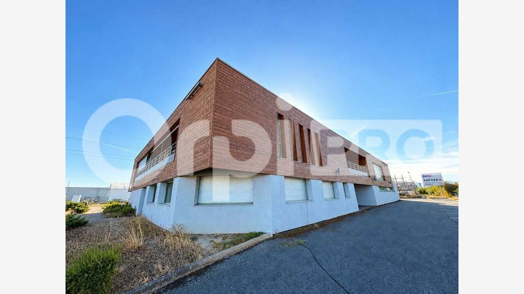 Vente site indus 1 950m² Belleville-en-Beaujolais