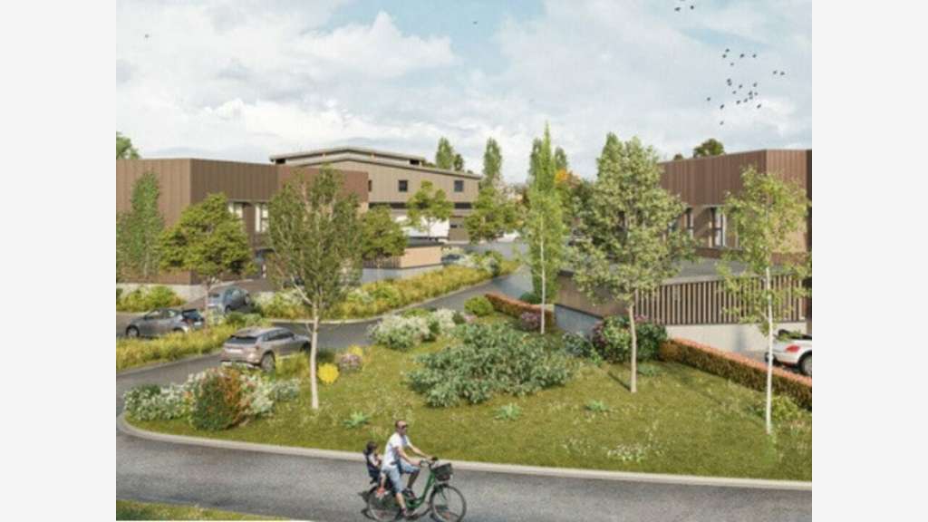 AV local d'activité de 11 000m² à Benesse les Dax