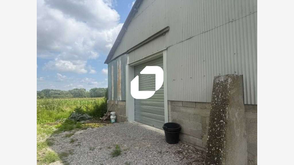 Vente Local d'activité 730m² Berville