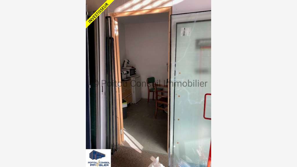 Local d'activité 132m² à vendre à Bessines