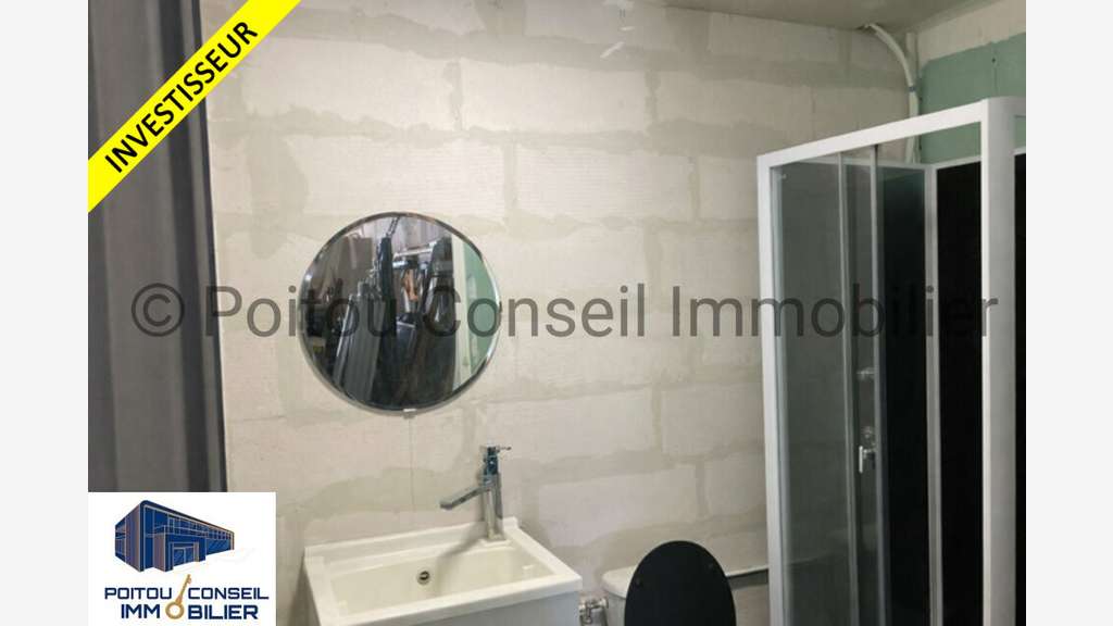 Local d'activité 132m² à vendre à Bessines