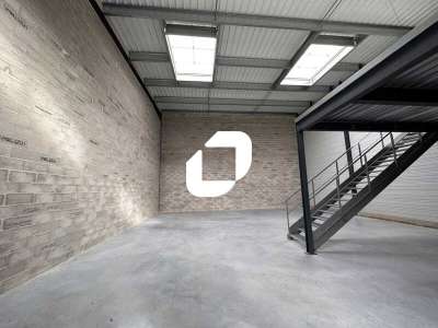 Vente Locaux d'activités - Entrepôts à Beychac-et-Caillau