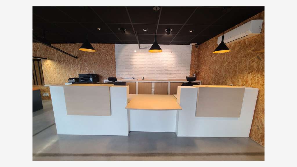 Locaux 822m² à vendre à Béziers Capiscol A9/A75
