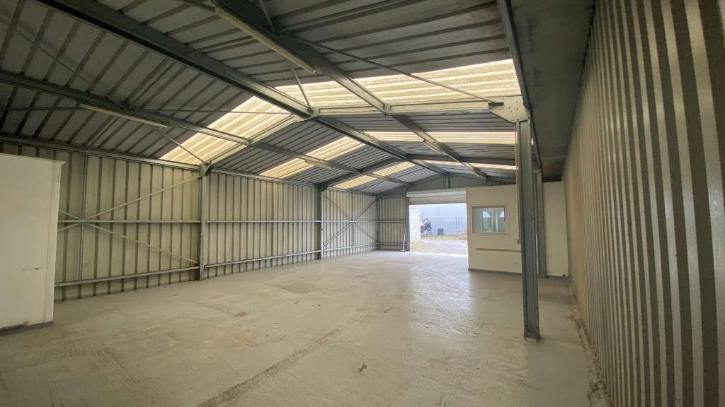 Entrepôt 127m² à vendre Biganos Bassin D'Arcachon