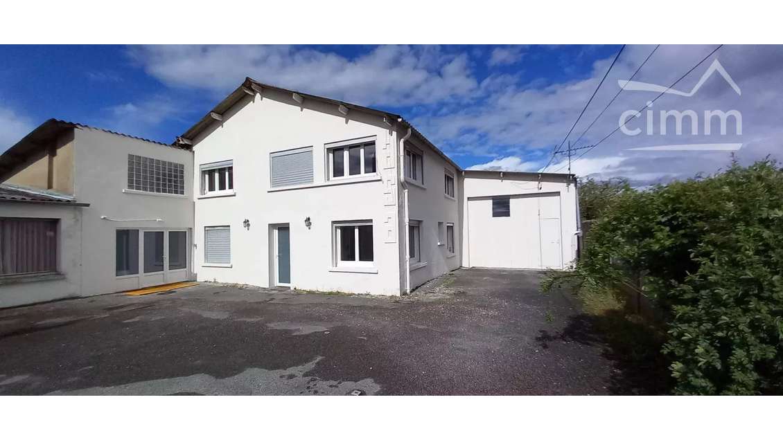 AV entrepôt-dépôt 450m² et 2 logements à Blois