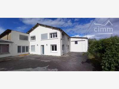 AV entrepôt-dépôt 450m² et 2 logements à Blois