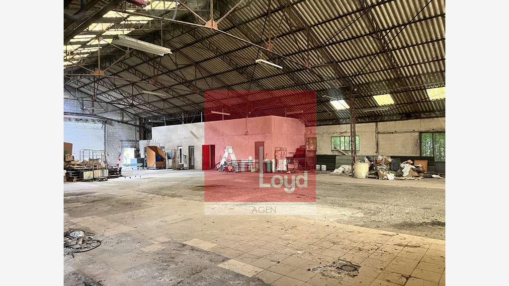 Local 2250m² sur terrain 6650m² à Bon-Encontre