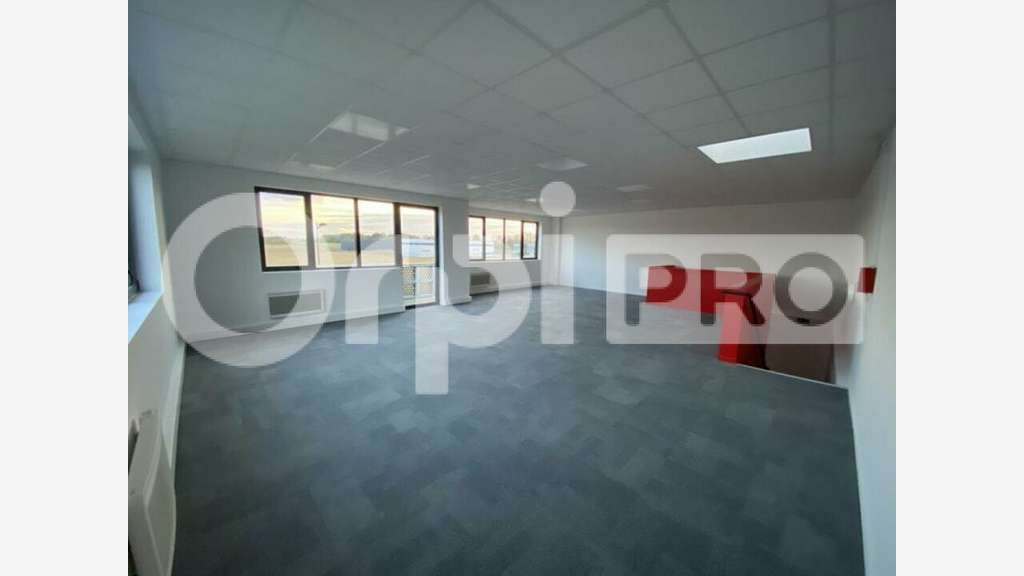 Vente cellule d'activité VEFA 474m² à Bondoufle