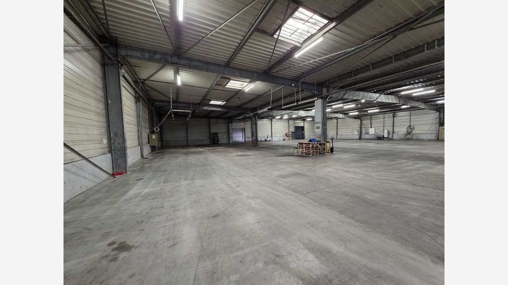 Bâtiment d'activités de 1712m² à vendre à Bondues