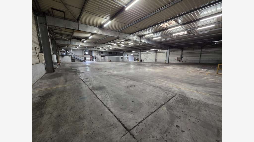 Bâtiment d'activités de 1712m² à vendre à Bondues