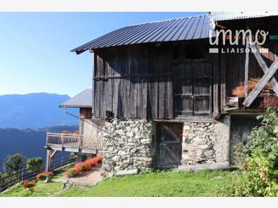 Vente belle grange d'alpage à rénover à Bonneval