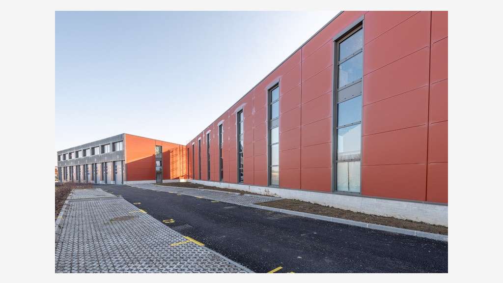 Entrepôt de 230m² à vendre à Bonneville