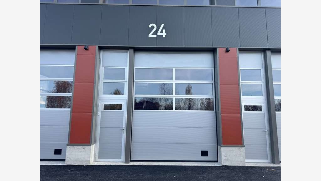 AV cellules d'activités bureau 115m² à Bonneville
